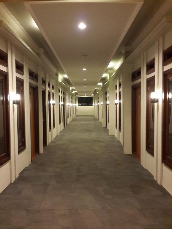 Raja Residence Jambi Bagian luar foto